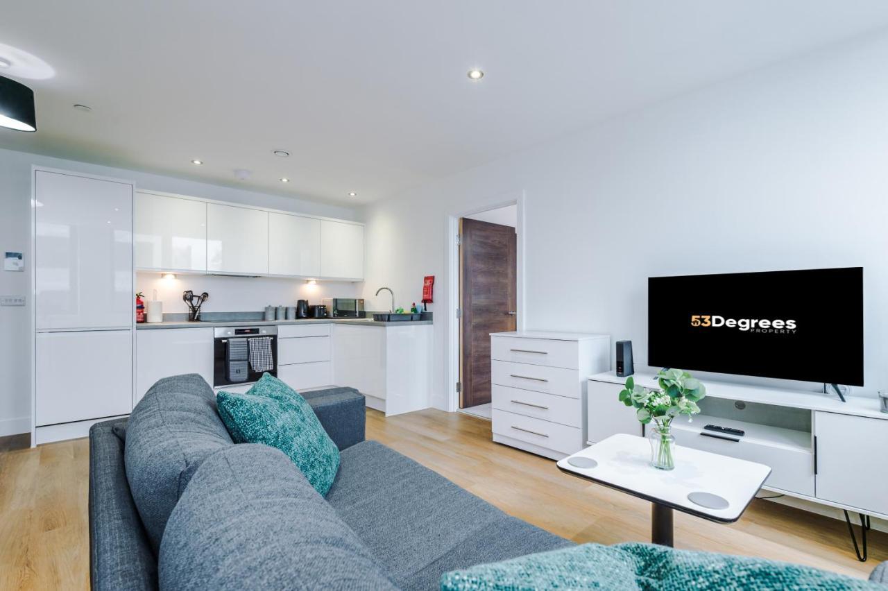 Manchester Stylish Haven: 2-Bed City Apartment Exterior photo